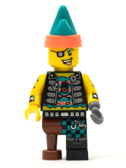 Punk Pirate vid016